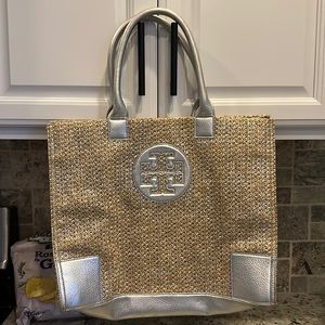 Beautiful Tory Burch Straw Tote